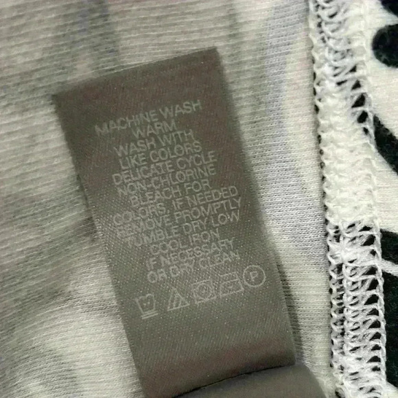 Liz Claiborne Black White Floral Full Zip Up Mock Neck Sweatshirt Jacket Size S - Picture 4 of 8